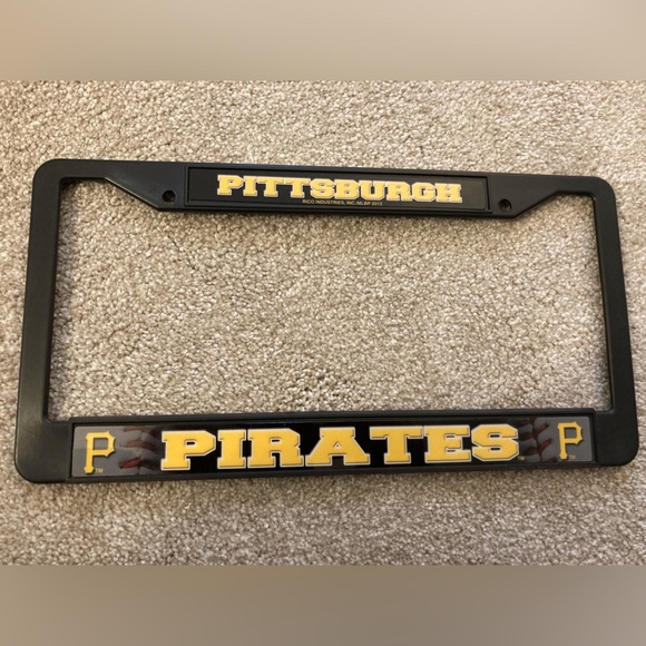 Pitt Pirates license plate frame - Picture 5 of 6